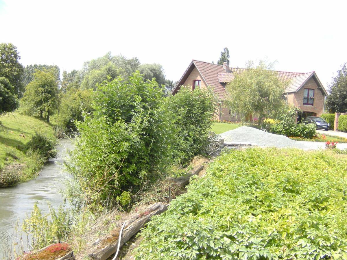 Au Fil De L'Eau Bed & Breakfast Saulzoir Eksteriør bilde