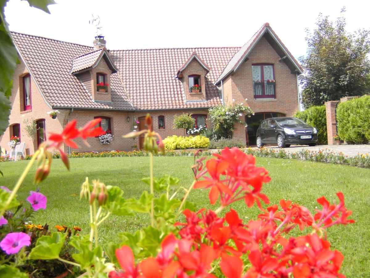 Au Fil De L'Eau Bed & Breakfast Saulzoir Eksteriør bilde